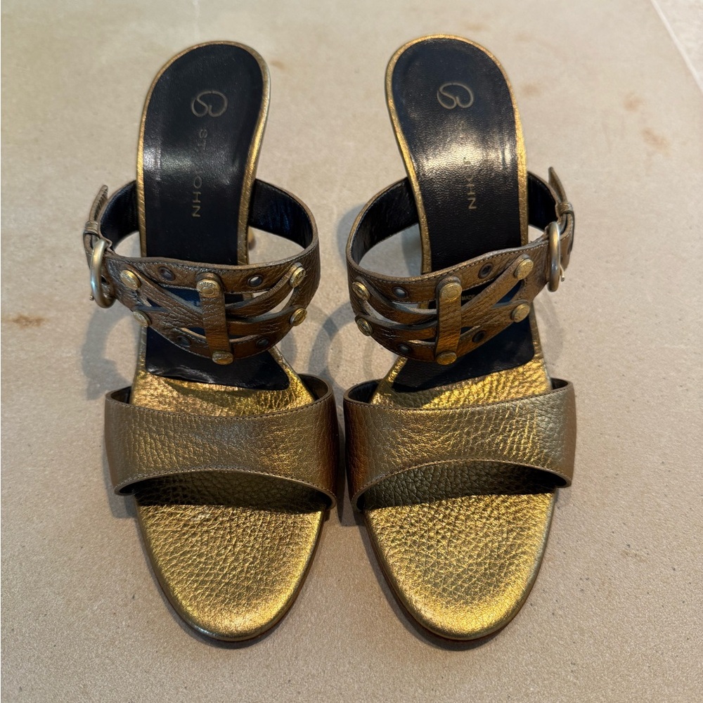 St John Bronze Heel